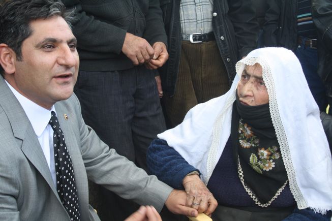 CHP`li Erdoğdu`dan HES desteği