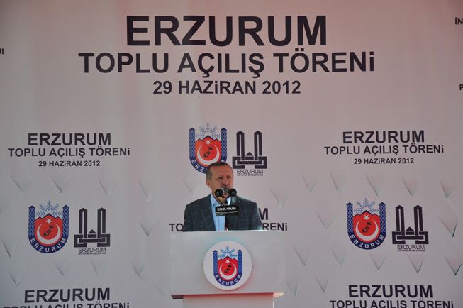 Başbakan toplu açılış törenine katıldı