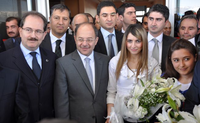 Bakan Akdağ ve Bayraktar Erzurum'da