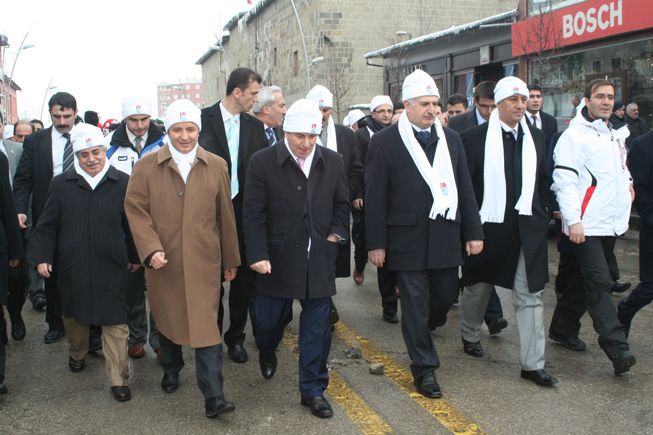 Erzurum'da kar festivali başladı