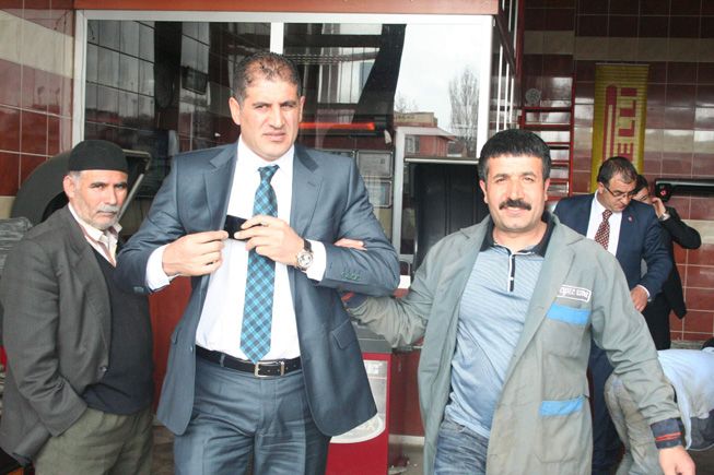 Başkan Kaya esnaf turunda