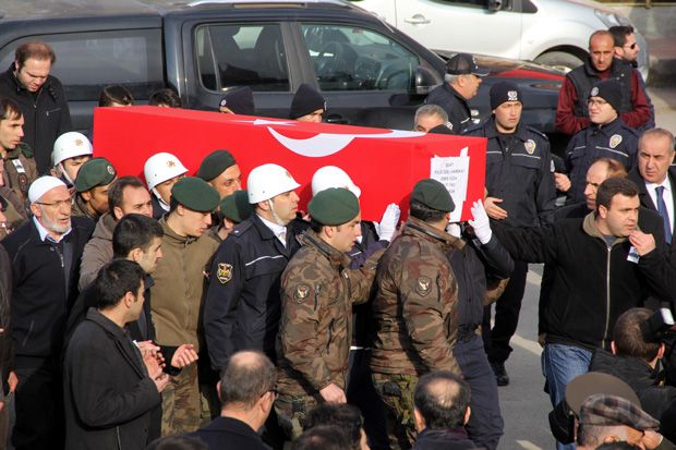 Şehit polis Yüca'ya son görev