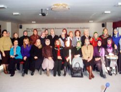 AKP'li kadınlar kadınlar gününü kutladı!..