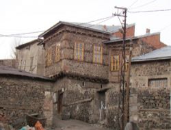 Geçmişin zerafeti Erzurum evleri!..