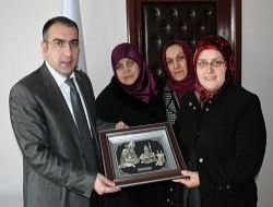 Başkan Cengiz'e AKPli kadınlardan tablo!..