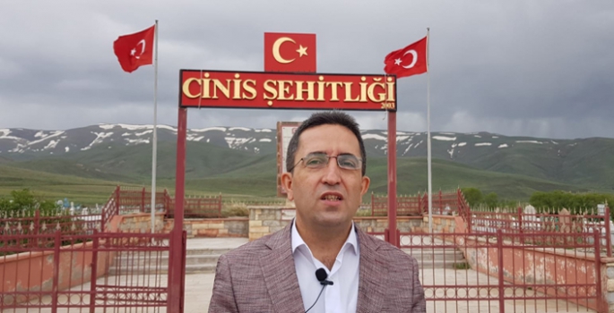 Cinis şehitliğinden anlamlı cevap