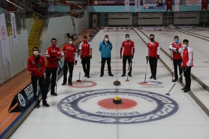 Curling Milli Takımı, Erzurum'da kampa girdi