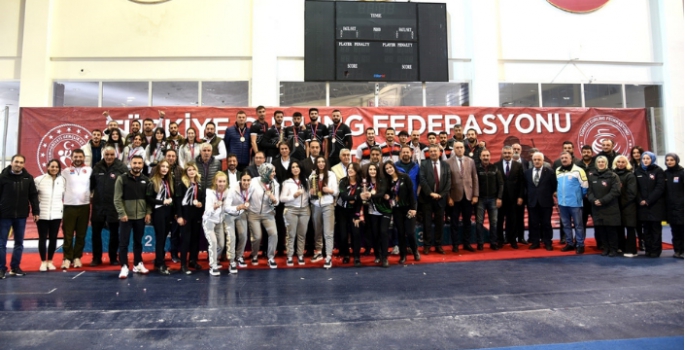 Curling'te şampiyonlar belli oldu