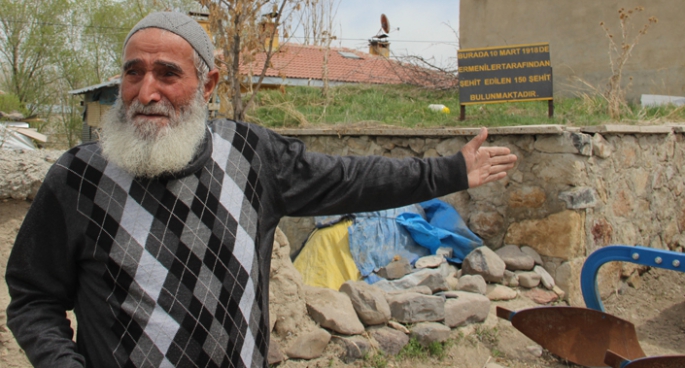 Ermenilerin yaptığı katliamı gözyaşları ile anlattı