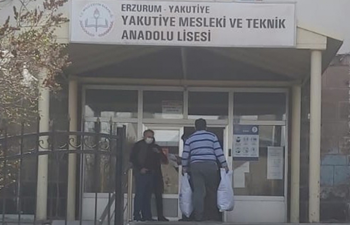 Erzurum'da 322 aileye ramazan yardımı yapıldı