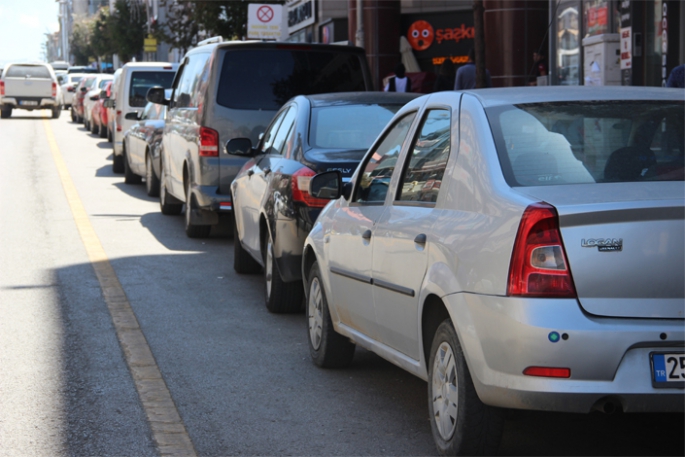 Erzurum'da 4 bin 854 araç el değiştirdi