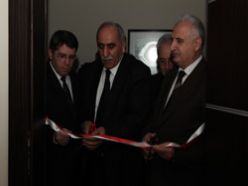 AÜ'de proje ofisi açıldı
