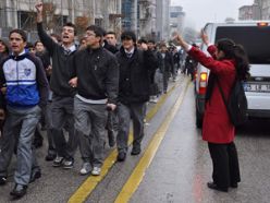 Erzurum`da teröre tepki yürüyüşü