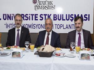 Erzurum'da 5. Üniversite-STK buluşması gerçekleşti