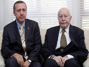 Ahmet Takan yazdı: Erbakan imzaladı, Erdoğan arşive attı