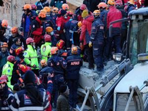 Deprem bölgesindeki Bakanlardan ortak açıklama