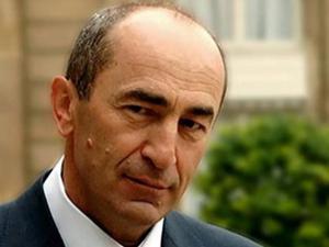 Ermenistan'ın eski Cumhurbaşkanı tutuklandı
