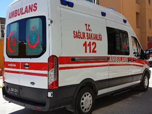 Erzincan'da trafik kazası: 1 ölü, 4 yaralı