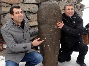 Erzurum'da 2 bin 500 yıllık 'Taş Baba' heykeli bulundu