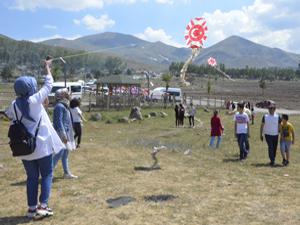 Erzurumda '2. Geleneksel Çocuk Şenliği' etkinliği