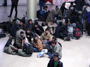 Erzurumda son 3 ayda 17 bin kaçak göçmen yakalandı