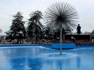 Erzurumda süs havuzları buz tuttu
