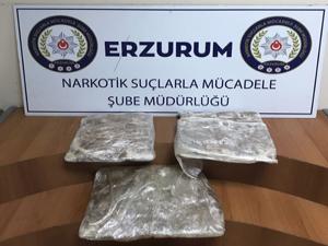 Erzurum'da uyuşturucu ticareti yapan 2 kişi tutuklandı