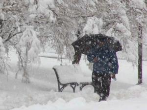 Erzurum ve Erzincan için kar uyarısı