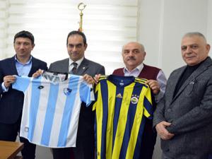Fenerbahçe'den B.B. Erzurumspor'a ziyaret