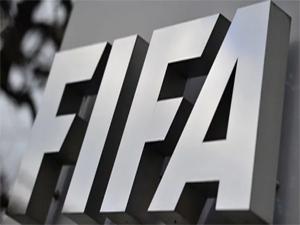 FIFA'dan tarihi ofsayt kararı!