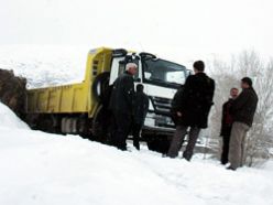 Erzurum`da 187 köy yolu ulaşıma kapandı