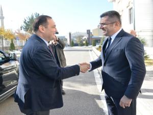 Gürcistan Büyükelçisi Janjgava'dan Vali Memiş'e ziyaret