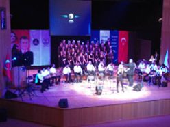Atatürk üniversitesinde konser