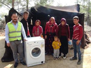 Hayatlarında ilk kez çamaşır makinesi gördüler