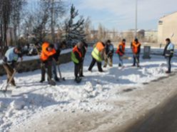 Palandöken'de kar temizleme çalışmaları devam ediyor