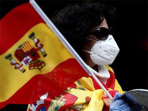İspanya'da ölü sayısı ilk kez 100'ün altına düştü