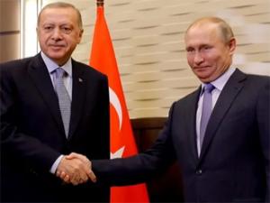 Kritik Erdoğan-Putin görüşmesi Soçi'de başladı