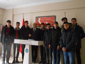 Lise Öğrencilerinden Mehmetçik Vakfı'na ziyaret