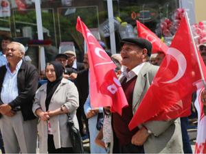 MHP adaylarına Oltu ve Şenkayada sevgi seli