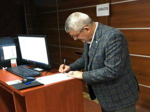 Polat Genel Başkanı için imza attı