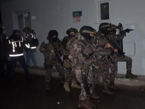 Polisten şafak operasyonu: 9 kişi gözaltına alındı