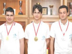 Aziziye koleji Türkiye'yi şampiyonluğa taşıdı