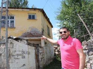 Sanatçı Yağız, İbrahim Erkal'ın evini ziyaret etti