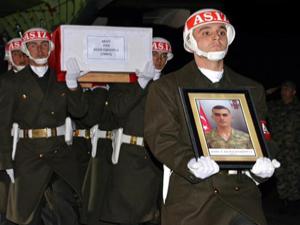 Şehit Eşkioğlu'nun cenazesi Erzurum'a getirildi