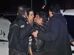 Erzurum`da alkollü gençler birbirlerine girdi