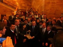 Yakutiye'den Başbakan'a anlamlı hediye