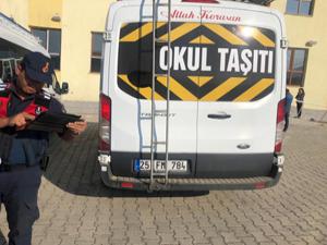 Trafik Jandarma ekiplerinden okul servislerine denetim