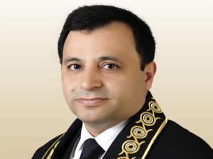 Zühtü Arslan yeniden Anayasa Mahkemesi Başkanı seçildi!
