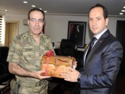 Korgeneral Başoğlu, Artvin'de