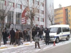 Erzurum Adliyesi'nde şahitlere saldırı